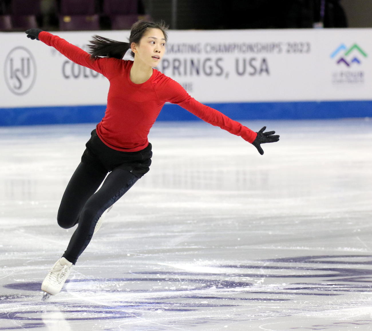 フィギュアスケート4大陸選手権　女子の公式練習に参加した吉田陽菜（撮影・木下淳）