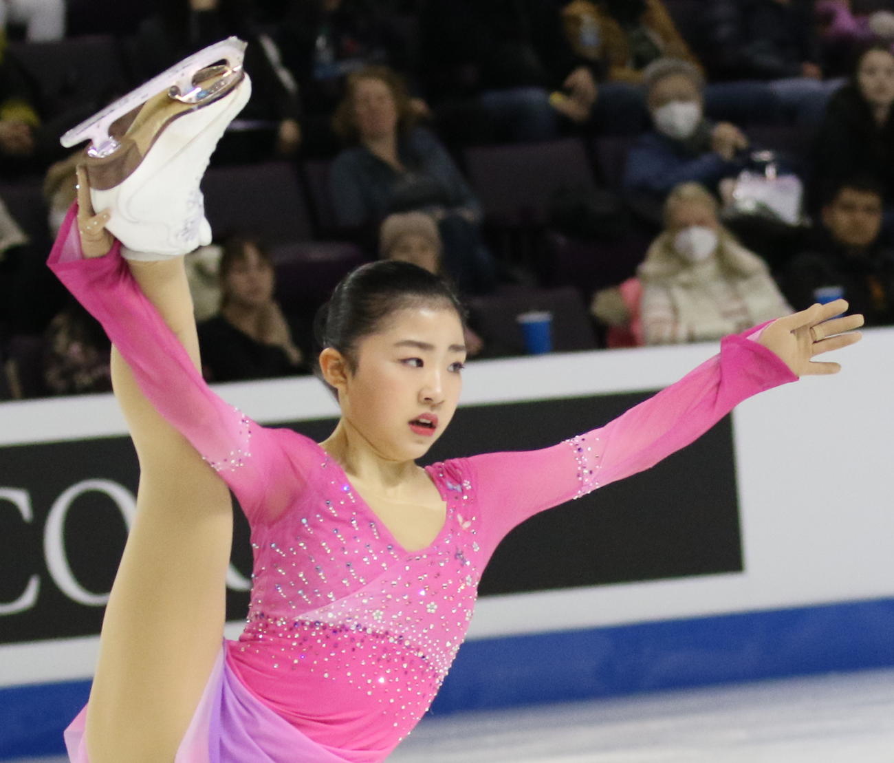 フィギュアスケート4大陸選手権　女子フリーでSP7位から銅メダルを獲得する演技を見せた千葉百音（撮影・木下淳）