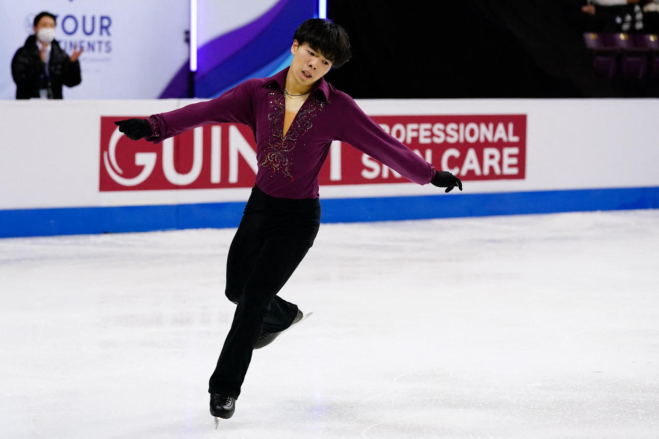 4大陸選手権で3位になった佐藤駿の演技（ロイター）