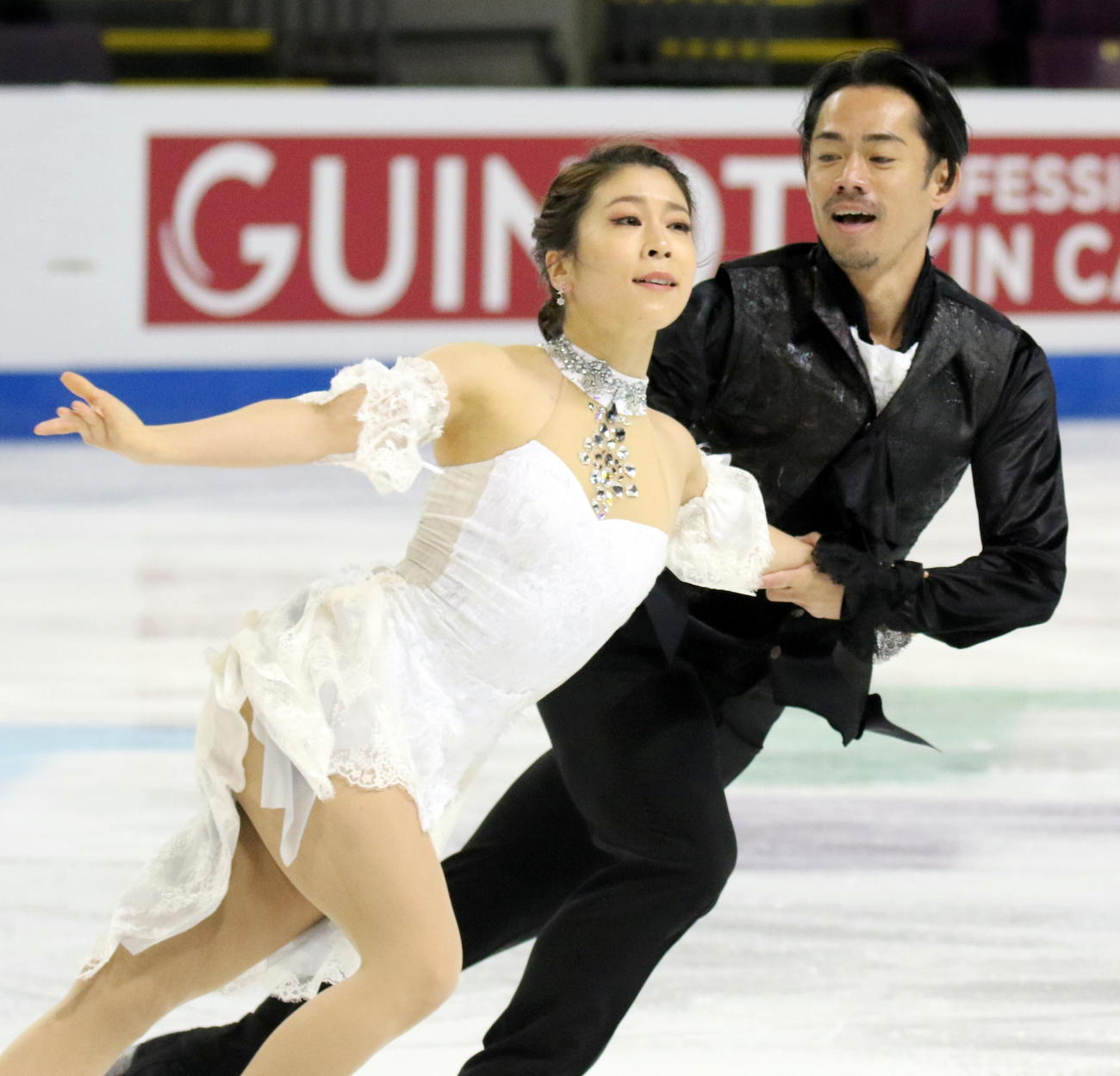 フィギュアスケート4大陸選手権　アイスダンス公式練習で「オペラ座の怪人」を通して舞った「かなだい」村元哉中（左）高橋大輔組（撮影・木下淳）