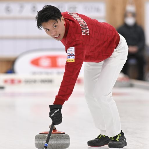 横山・森本ペアとの対戦で真剣な表情を見せる山口（C）JCA IDE