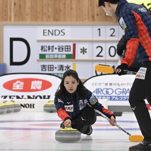 松村千・谷田組と対戦する吉田知（C）JCA IDE