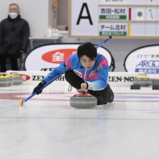 チーム北村と対戦する松村雄（C）JCA IDE