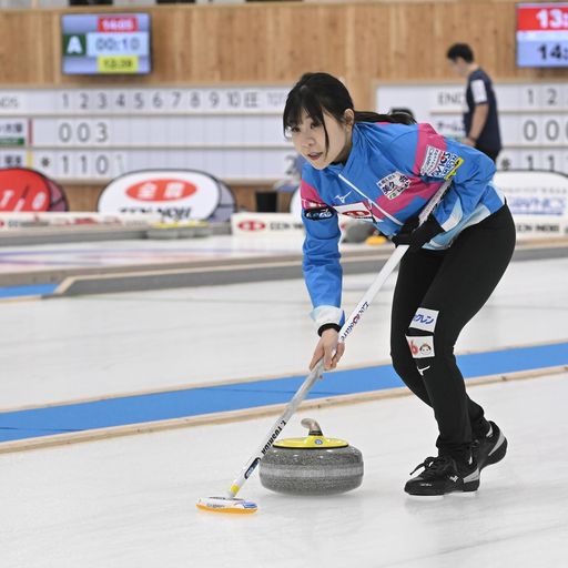2月22日、山田・田辺ペアとの対戦で真剣な表情を見せる吉田夕（C）JCA IDE（2023年2月22日撮影）