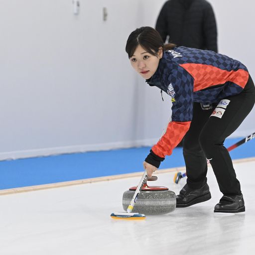 吉田夕・松村雄組と対戦する吉田知（C）JCA IDE