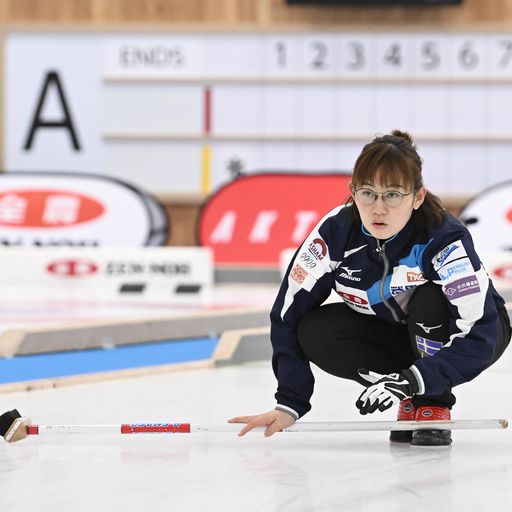 松村千・谷田組との決勝に臨む小穴（C）JCA IDE