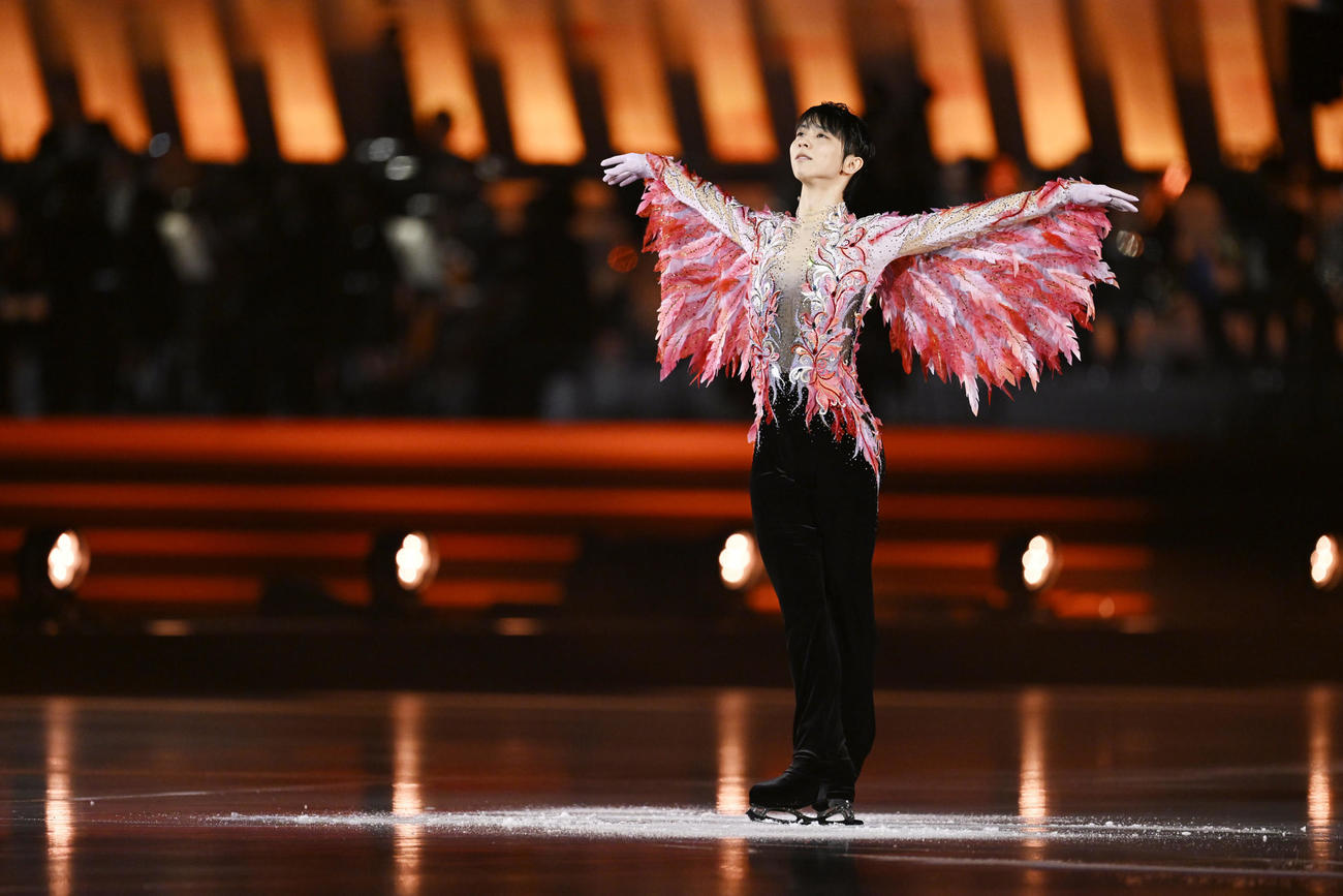 アイスショー「GIFT」で熱演する羽生結弦さん（C）2023 GIFT Official