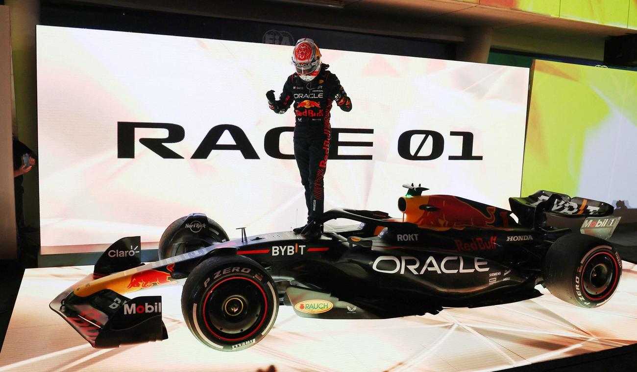 F1バーレーンGPで優勝したレッドブルのマックス・フェルスタッペン（ロイター）