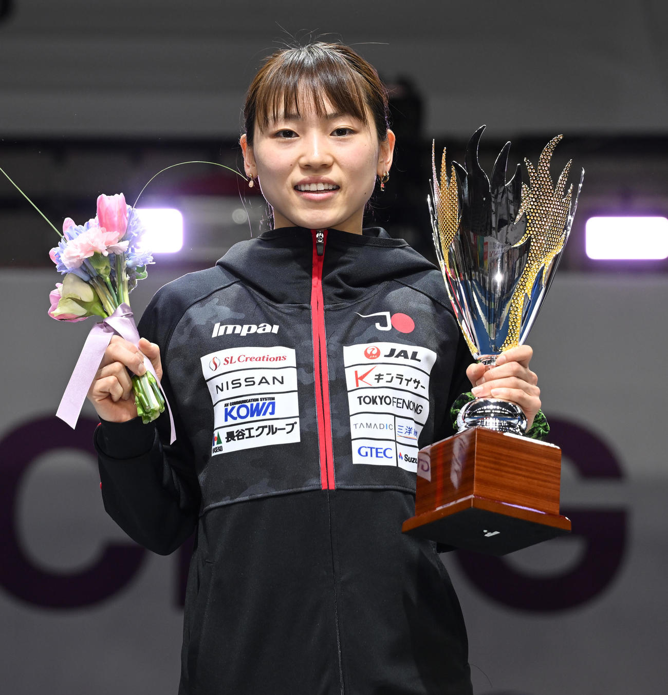 フェンシング・フルーレのGP釜山大会で個人女子の銀メダルを初めて獲得した東晟良（日本協会提供）