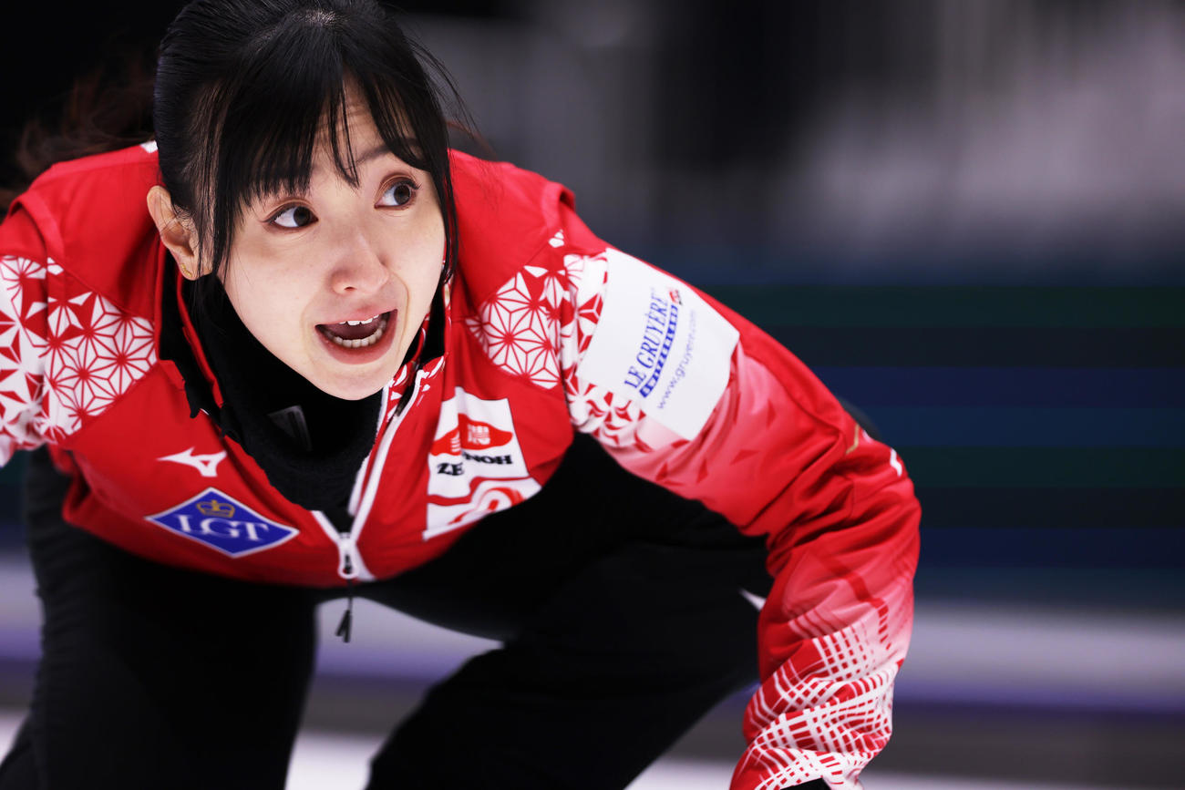 スコットランド戦で声を張るカーリング女子日本代表のロコ・ソラーレ藤沢（C）WCF／Stephen Fisher