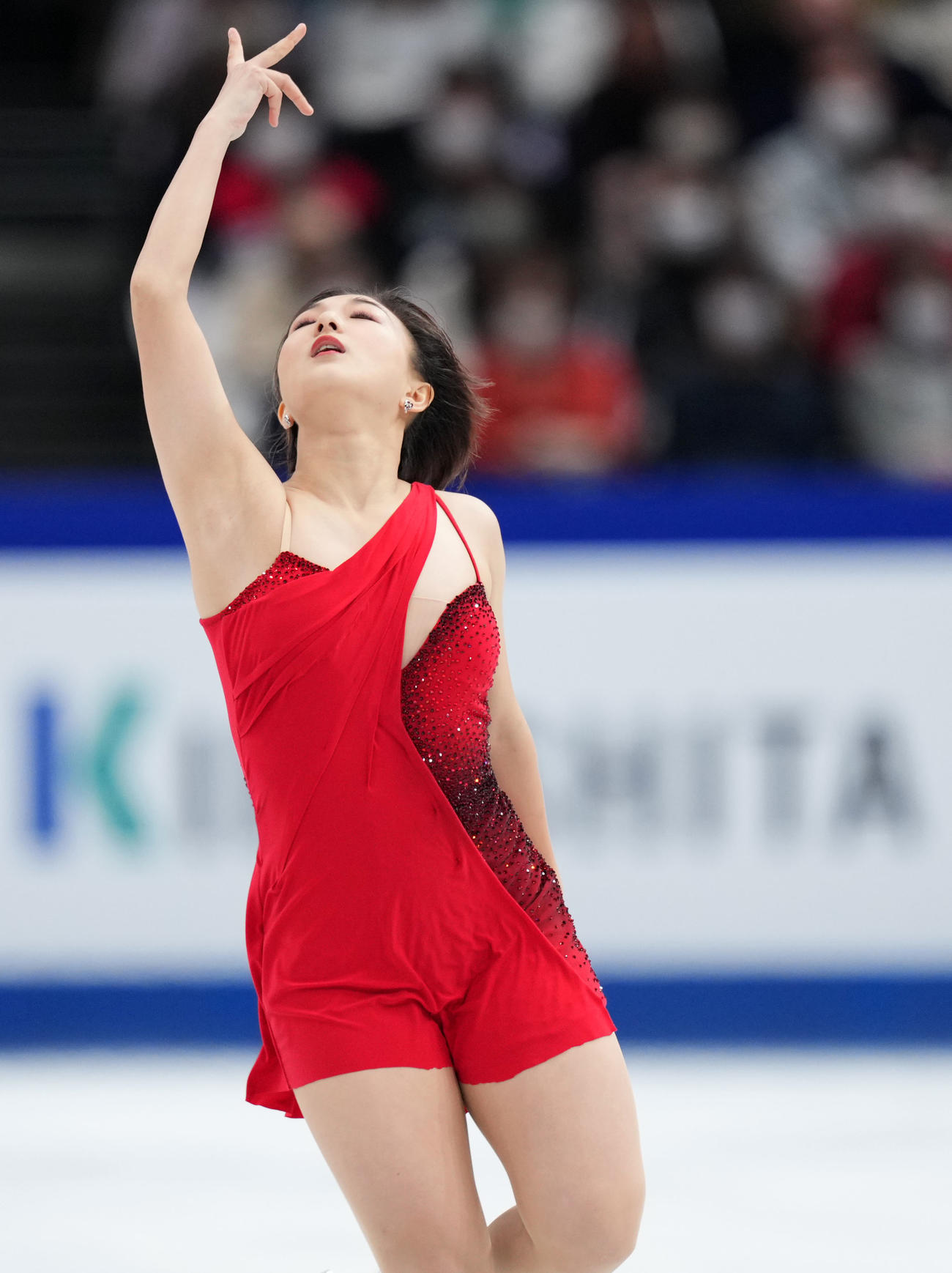 女子フリーで演技する坂本（撮影・横山健太）