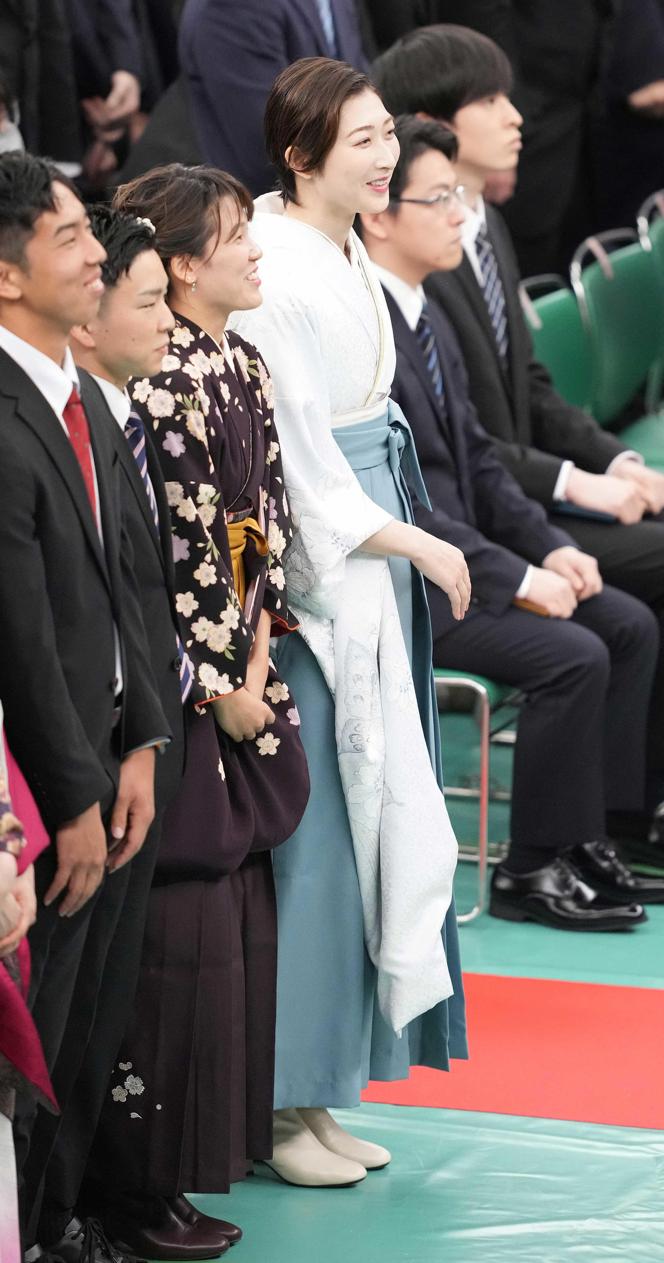 日大卒業式で笑顔の池江（撮影・鈴木みどり）
