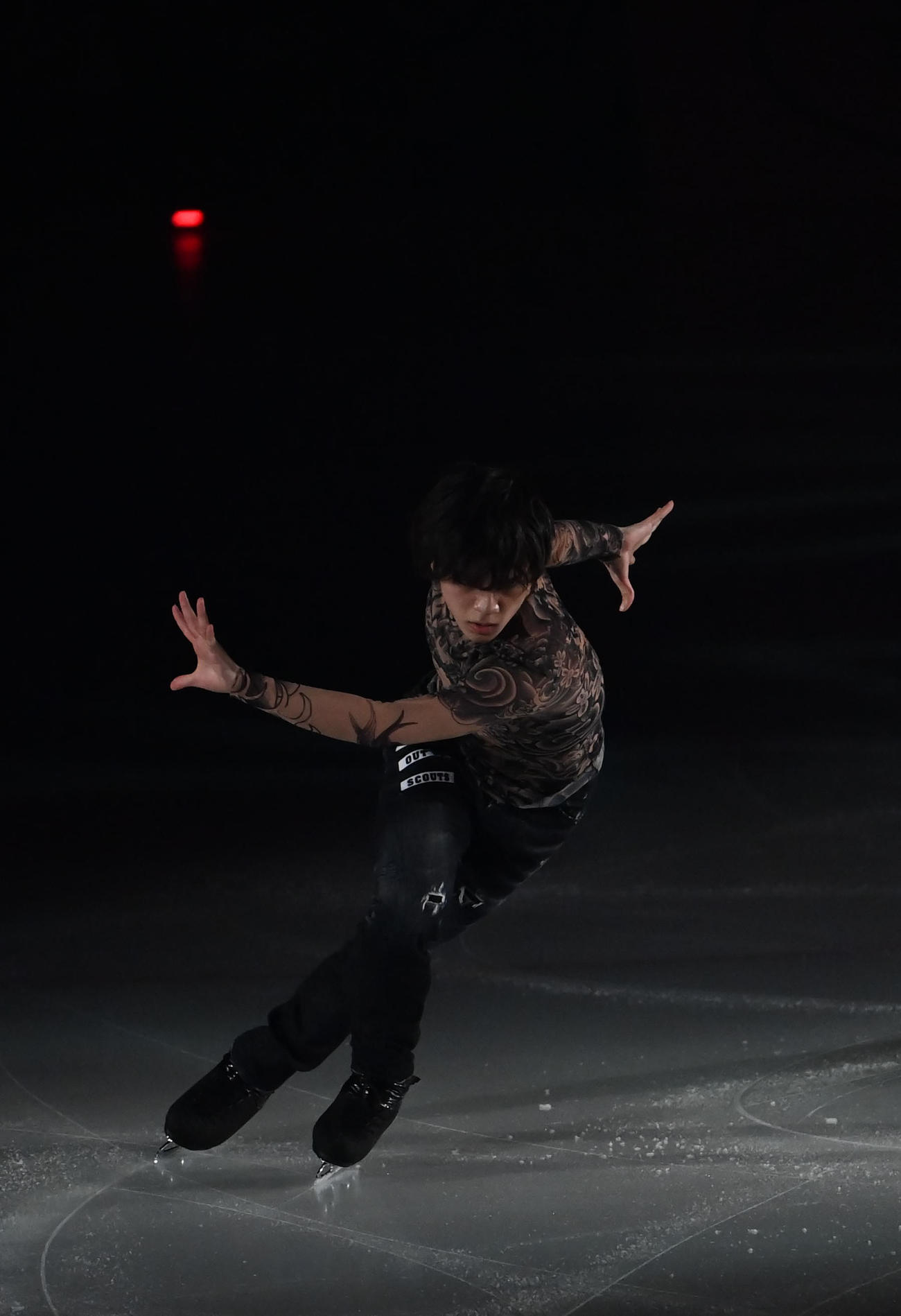 観客を魅了する宇野昌磨さん（撮影・石井愛子）