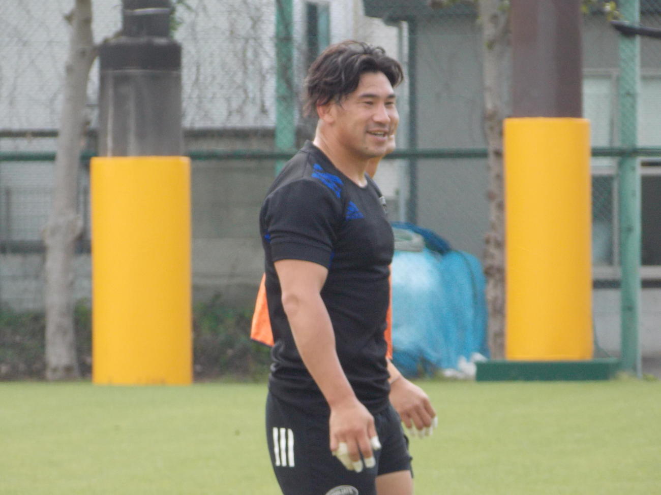 7日に神戸戦を控え、全体練習で汗を流す東京SGのCTB中村亮土（撮影・松本航）