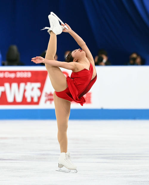 女子FP 華麗な演技でファンを魅了する坂本(撮影・たえ見朱実)