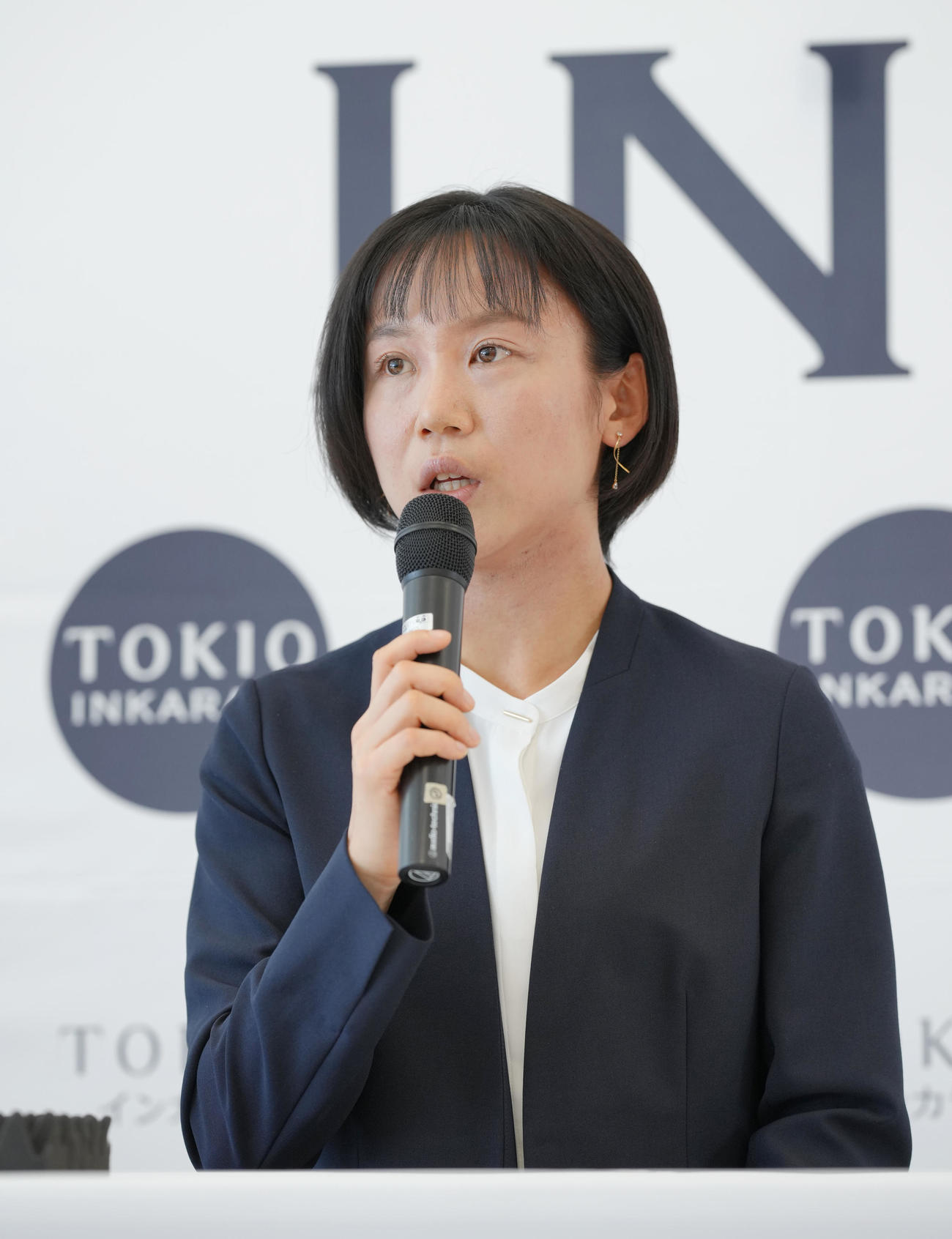 「TOKIOインカラミスケート部」所属会見に臨む高木（撮影・垰建太）