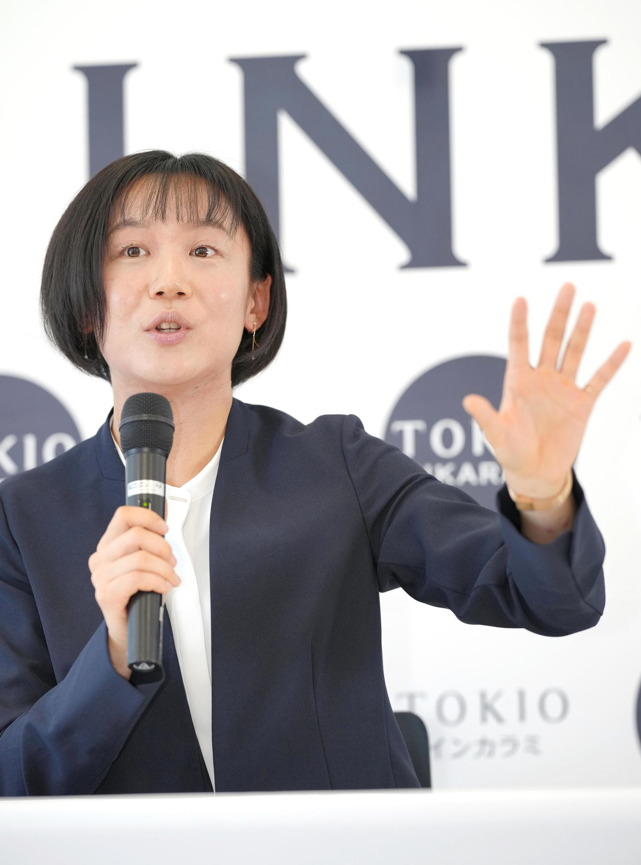 「TOKIOインカラミスケート部」所属会見に臨む高木（撮影・垰建太）