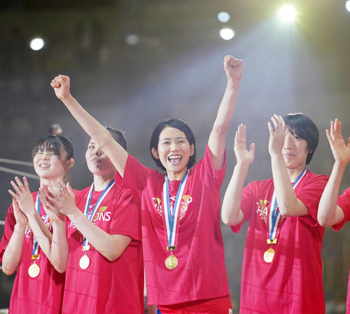 Vリーグ】NEC27季ぶり「下克上」V 古賀紗理那「みんなが苦しい時に