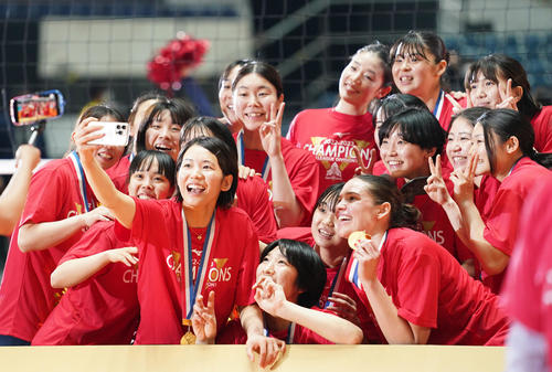 Vリーグ】NEC27季ぶり「下克上」V 古賀紗理那「みんなが苦しい時に