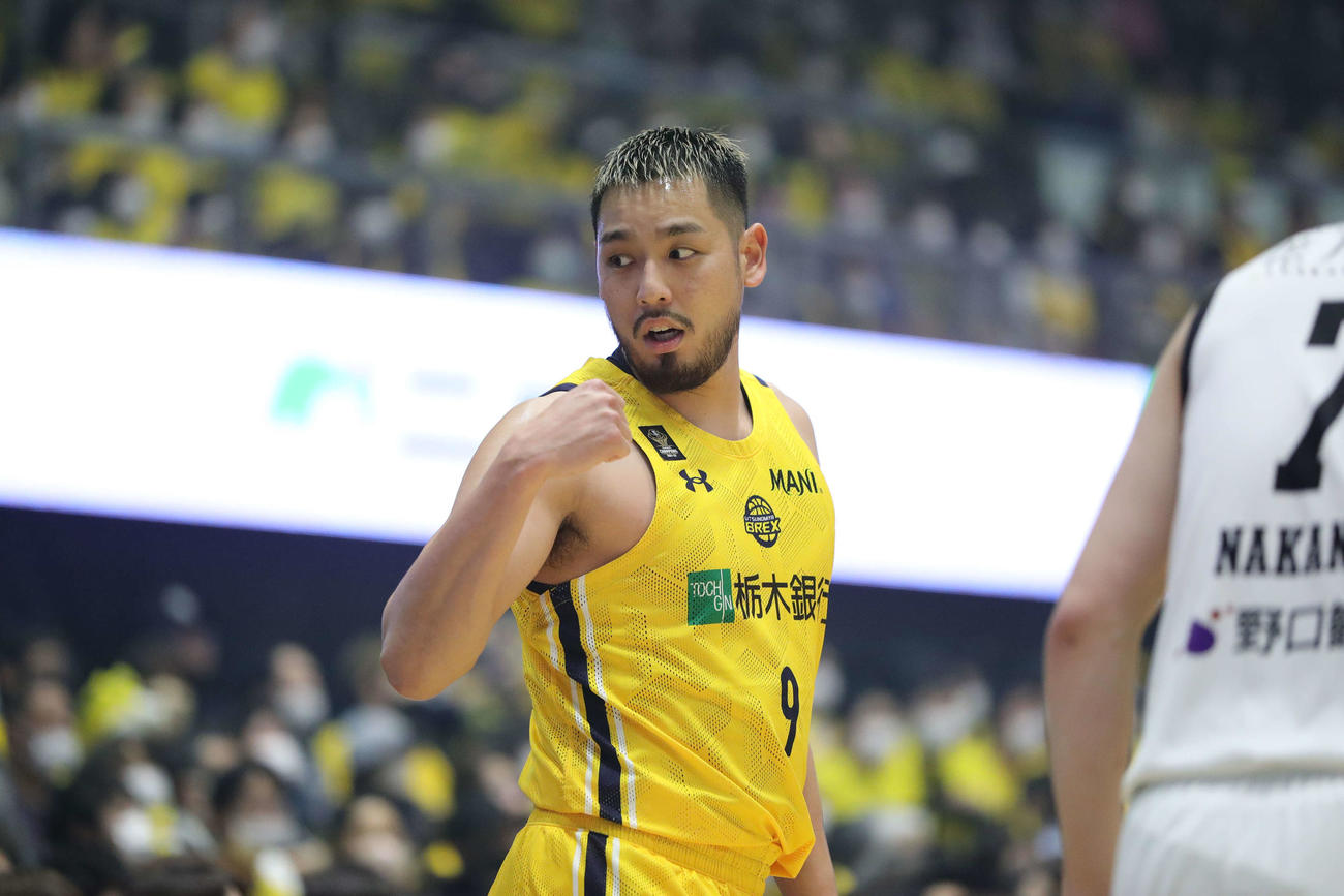 試合中にシビアな表情を見せる宇都宮遠藤（コピーライトB.LEAGUE）