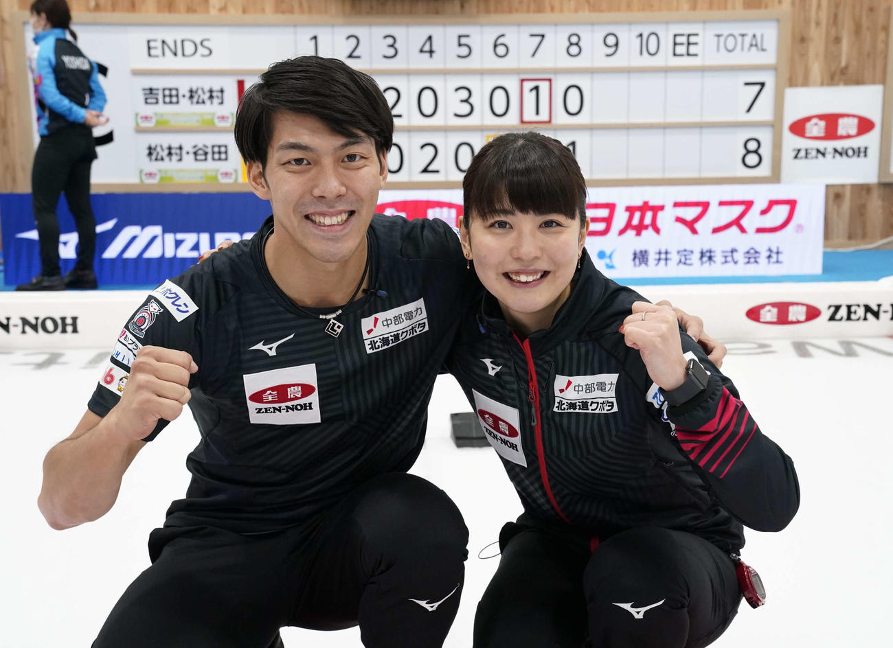 松村千秋（右）と谷田康真（2021年9月20日撮影）