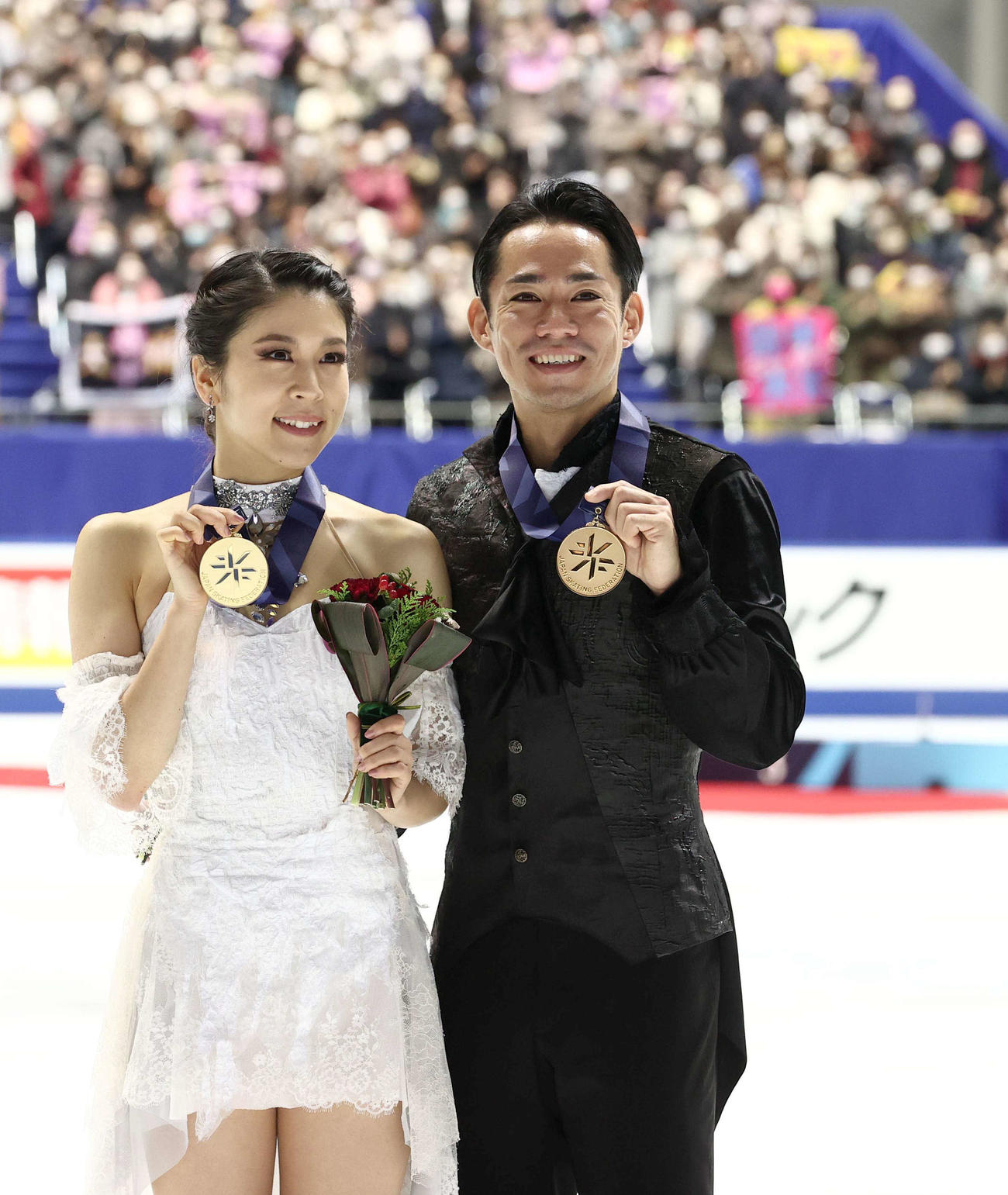 アイスダンスで金メダルを獲得した村元（左）高橋組（2022年12月24日撮影）