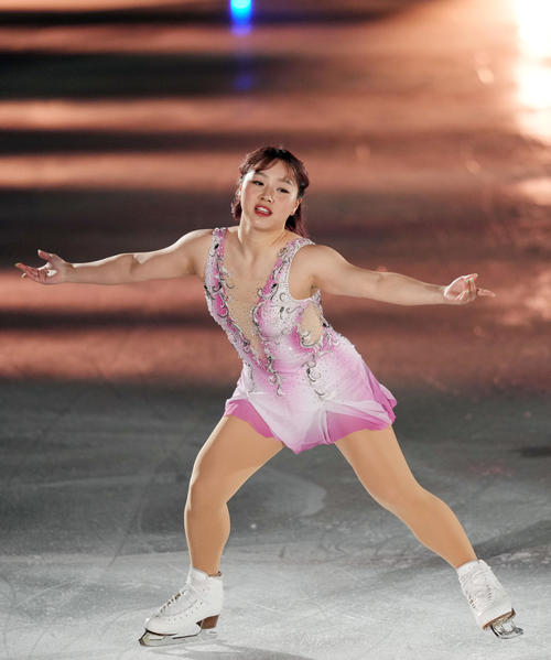 「プリンスアイスワールド2023－2024横浜公演」で演技を見せる樋口（撮影・狩俣裕三）