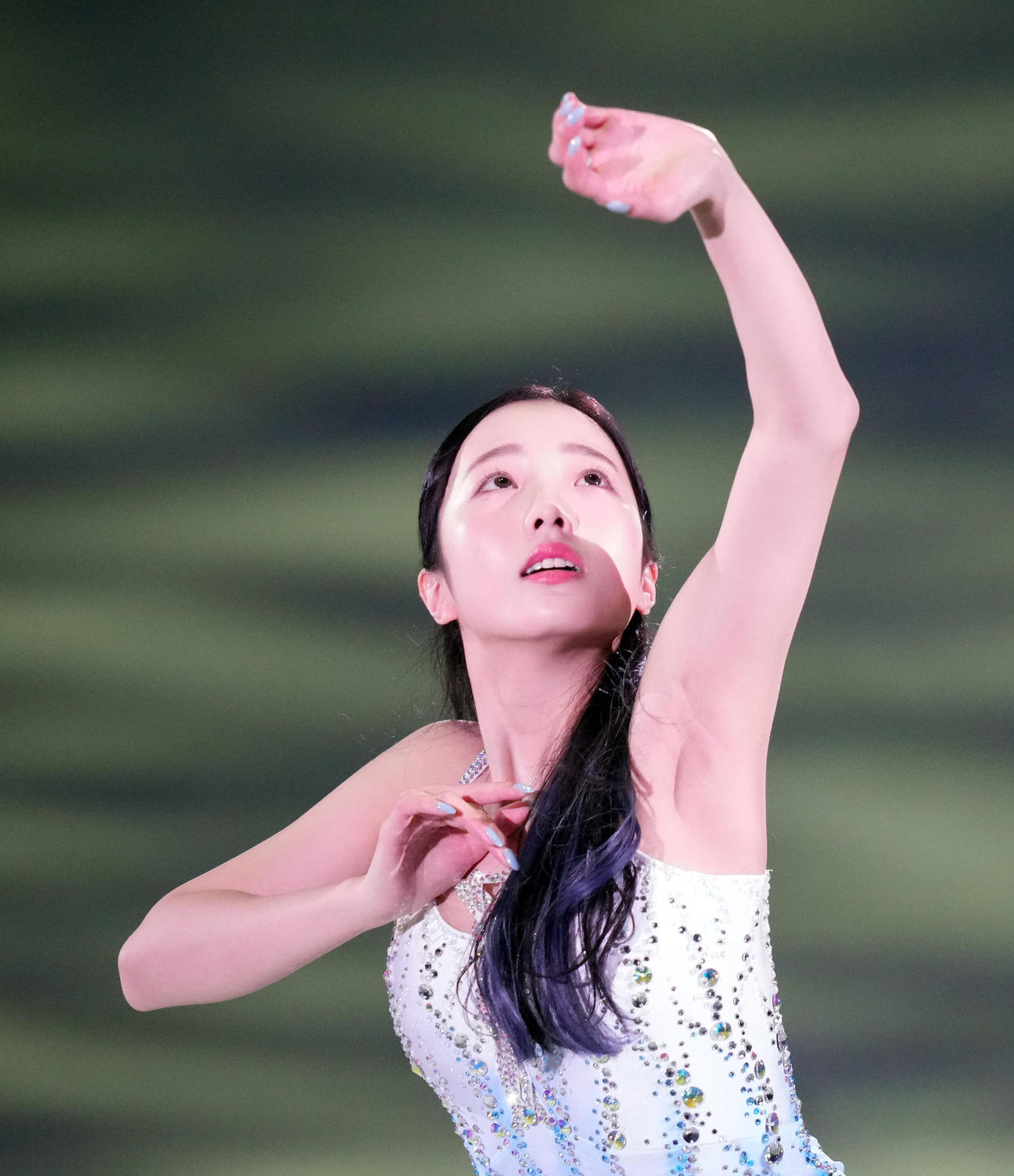 「プリンスアイスワールド2023－2024横浜公演」で演技を見せる本田真凜（撮影・狩俣裕三）