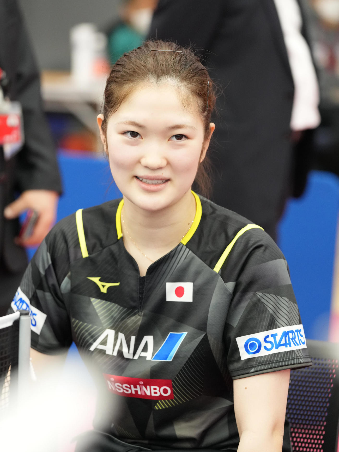 世界卓球ダーバン大会に向けた日本代表の公開練習を終え囲み会見に臨む木原（撮影・小沢裕）