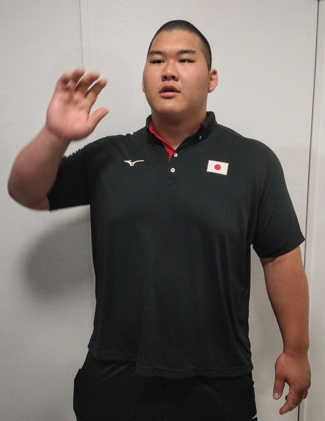 柔道の世界選手権が行われたドーハから帰国した男子100キロ超級7位の斉藤立（撮影・木下淳）