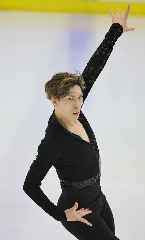 大阪府立臨海スポーツセンター創立50周年感謝祭でゲスト出演する練習生OBで元五輪代表の田中(撮影・上田博志)