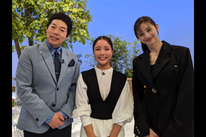 6月2日放送の日本テレビ「アナザースカイ」に出演する高梨沙羅（中央）と、MCの今田耕司（左）と中条あやみ(C)日本テレビ