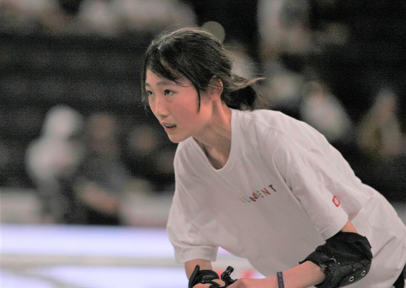 スケートボード・ストリートの新設大会「UPRISING TOKYO」女子で優勝した上村（撮影・藤塚大輔）