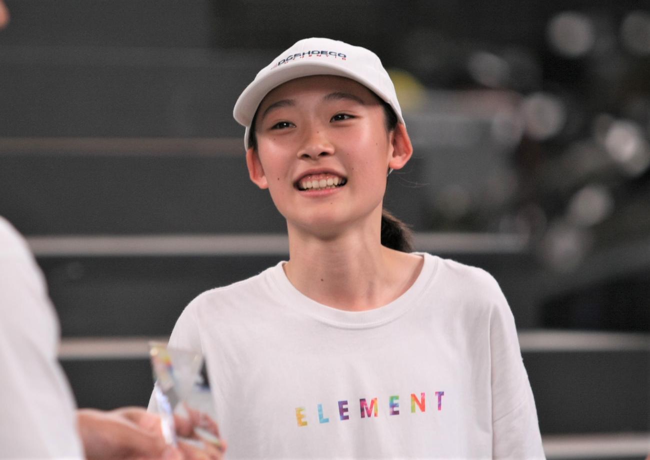 スケートボード・ストリートの新設大会「UPRISING TOKYO」女子で優勝した上村（撮影・藤塚大輔）