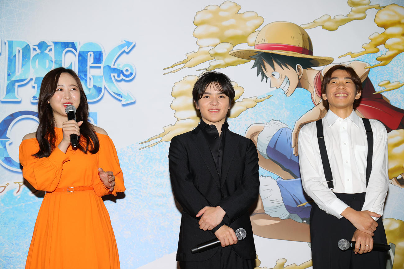 ワンピース・オン・アイスの記者発表を行った左から本田望結、宇野昌磨、織田信成（撮影・野上伸悟）