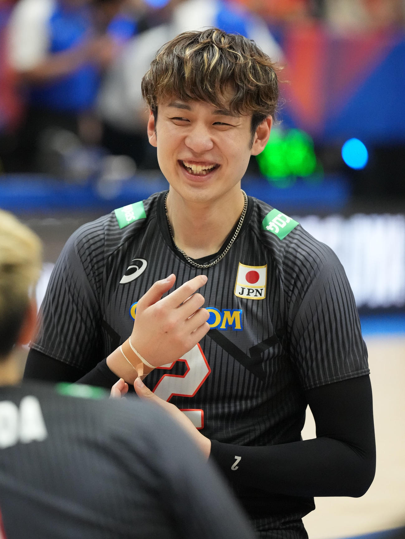 日本対フランス　フランスに勝利し笑顔の日本小野寺（撮影・森本幸一）