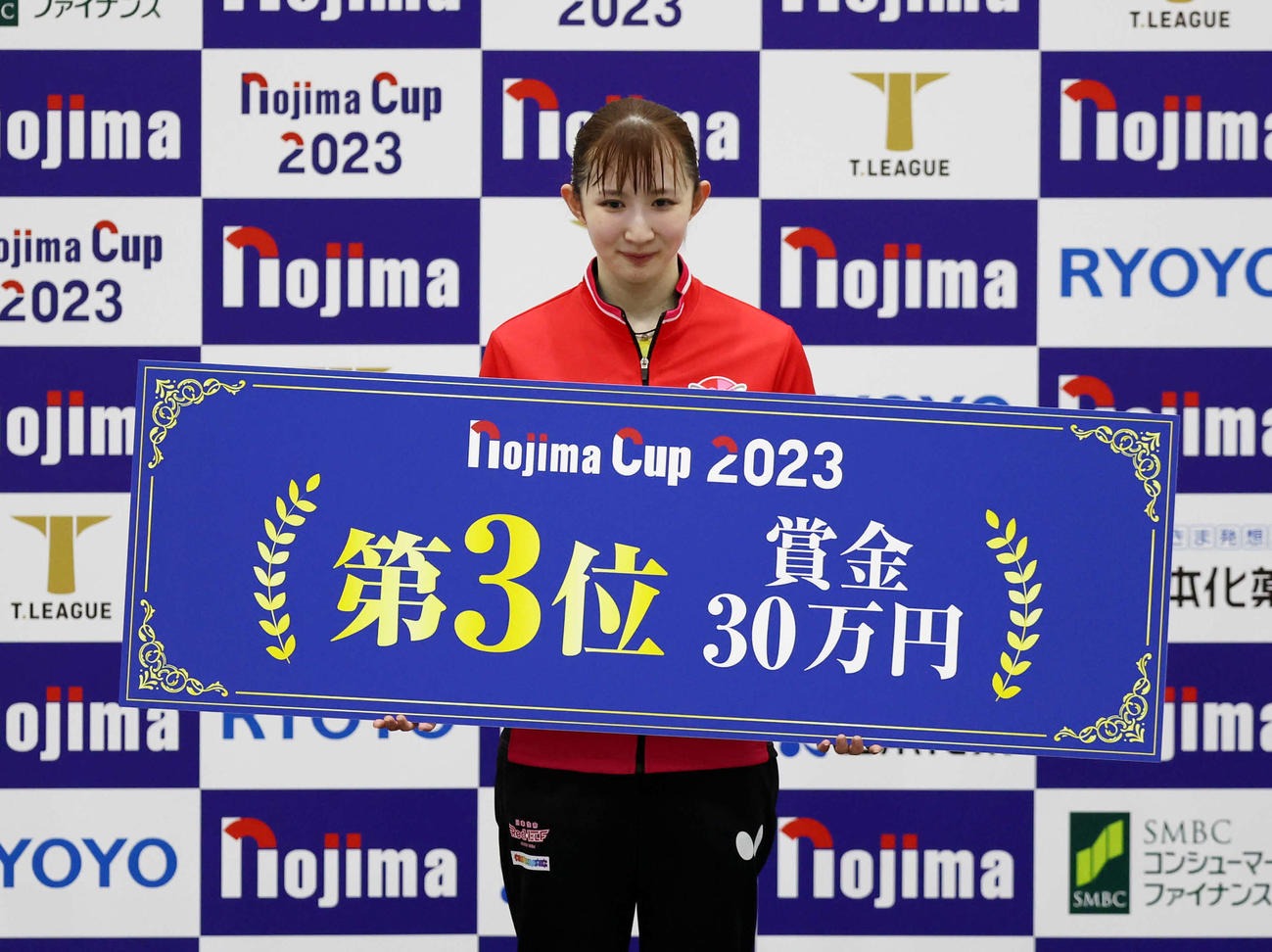 女子シングルス3位に輝いた早田（撮影・宮地輝）