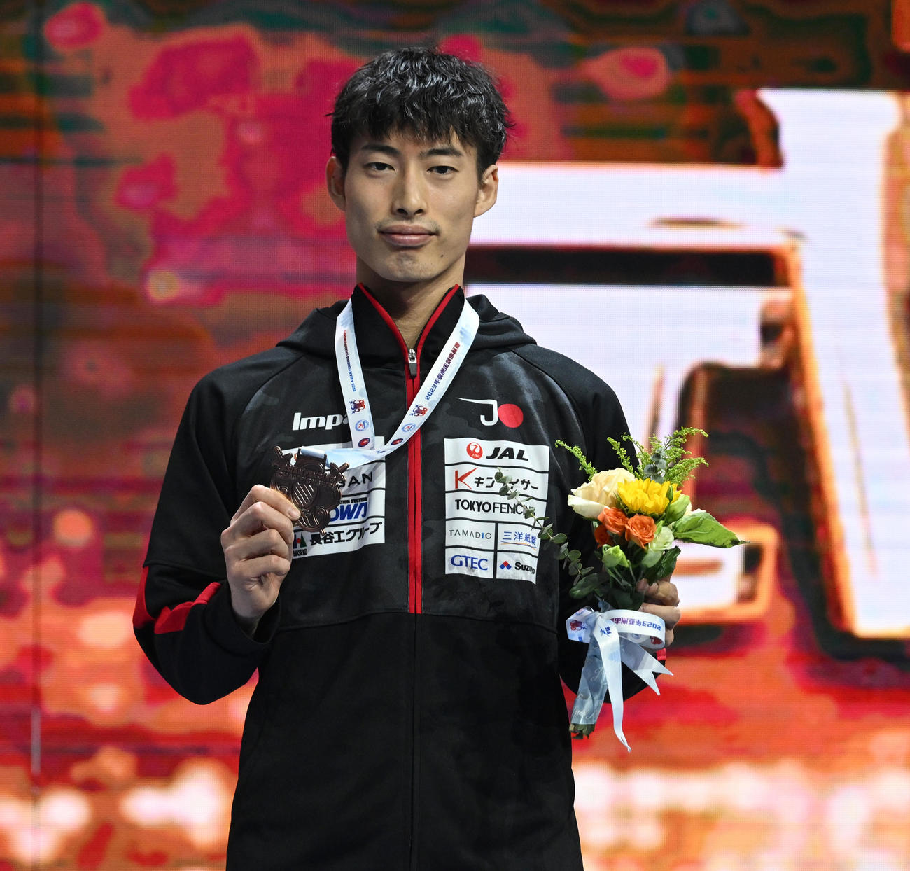 フェンシング・アジア選手権の男子エペで3位に入った古俣聖＝日本協会提供