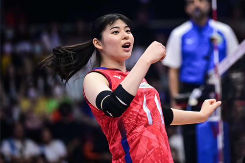 得点を喜ぶ山田（C）FIVB