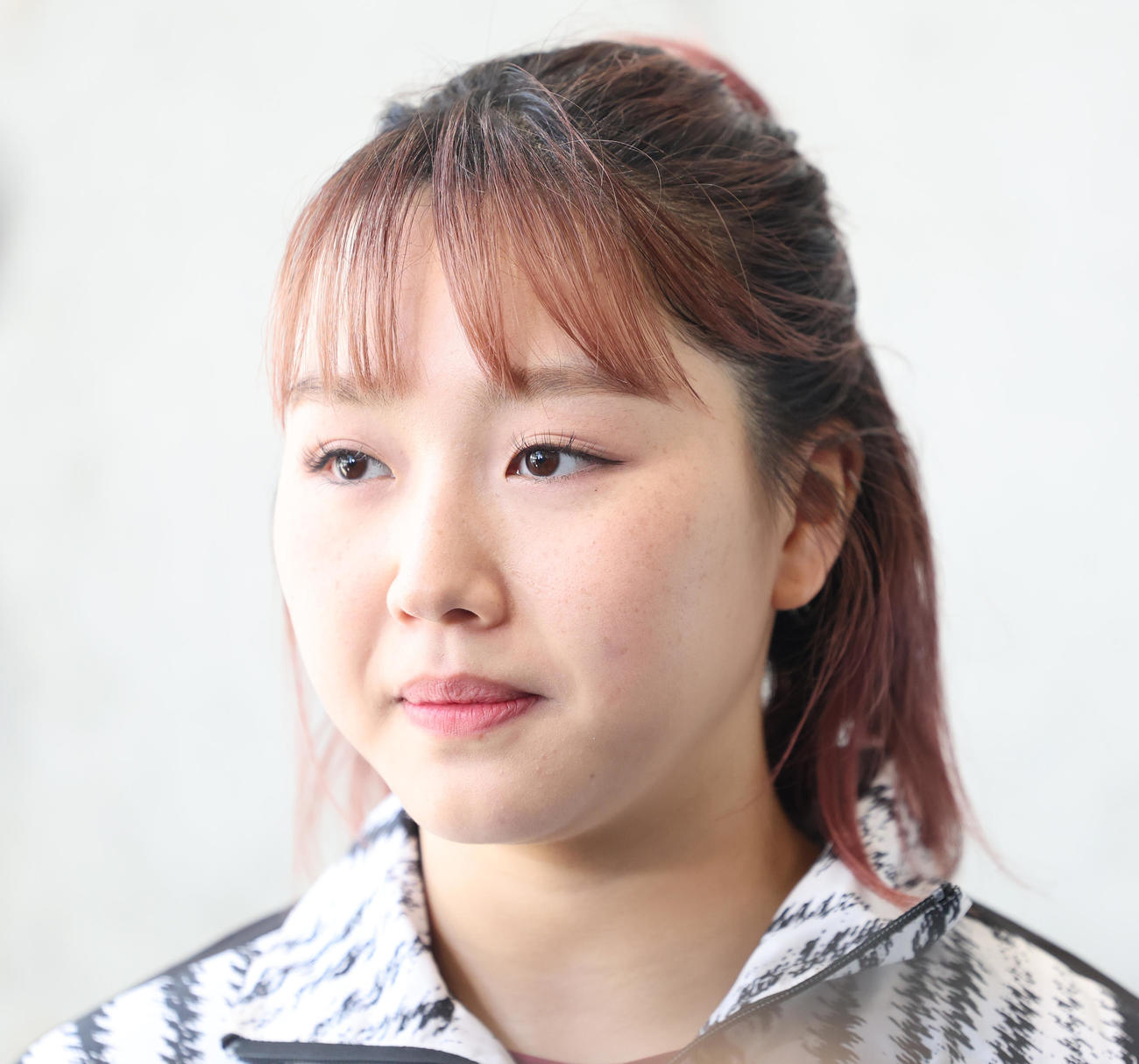 女子フリーの演技を終え会見する樋口新葉（撮影・野上伸悟）