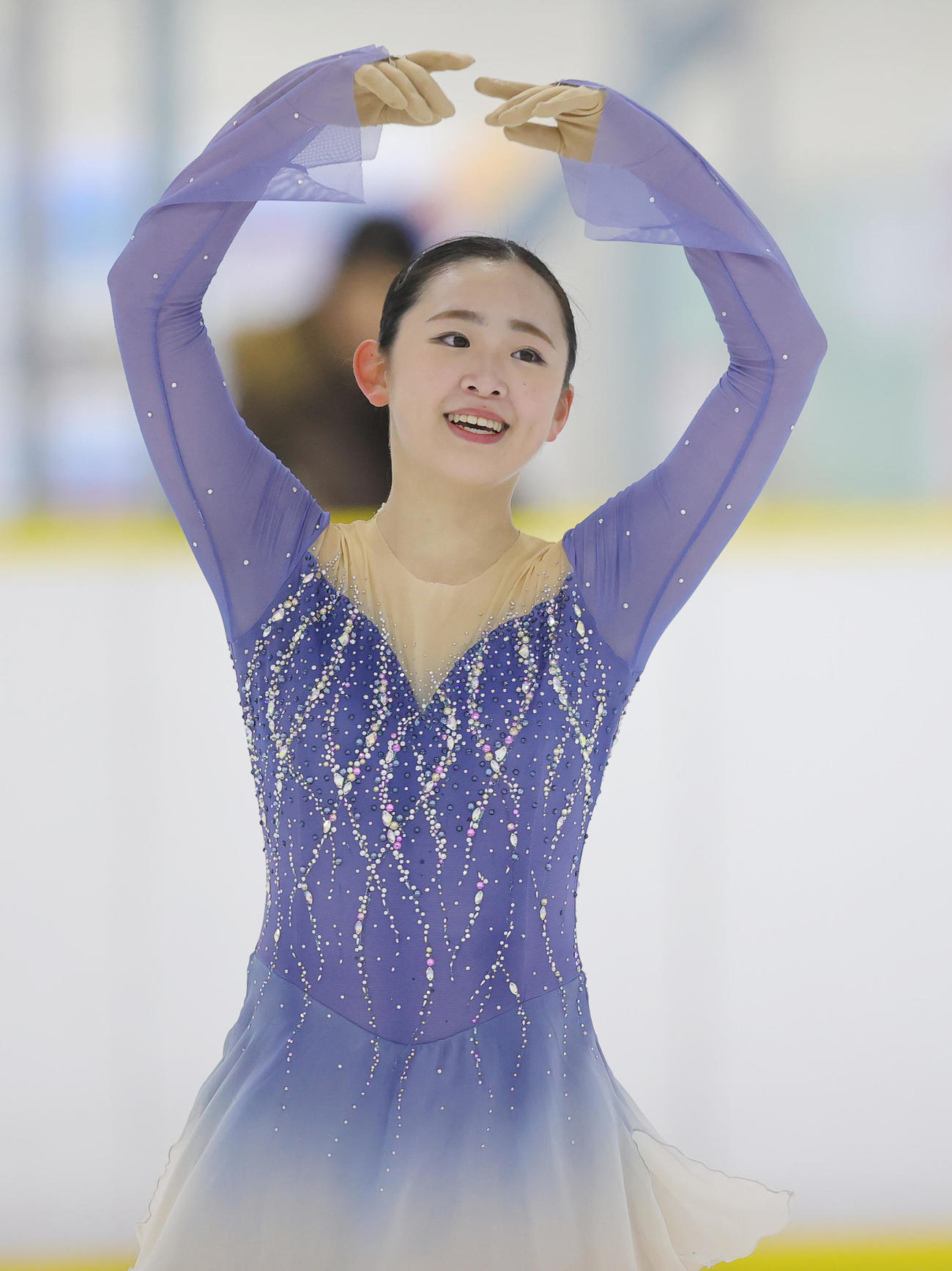 シニア女子フリーの演技を行う青木祐奈（撮影・野上伸悟）