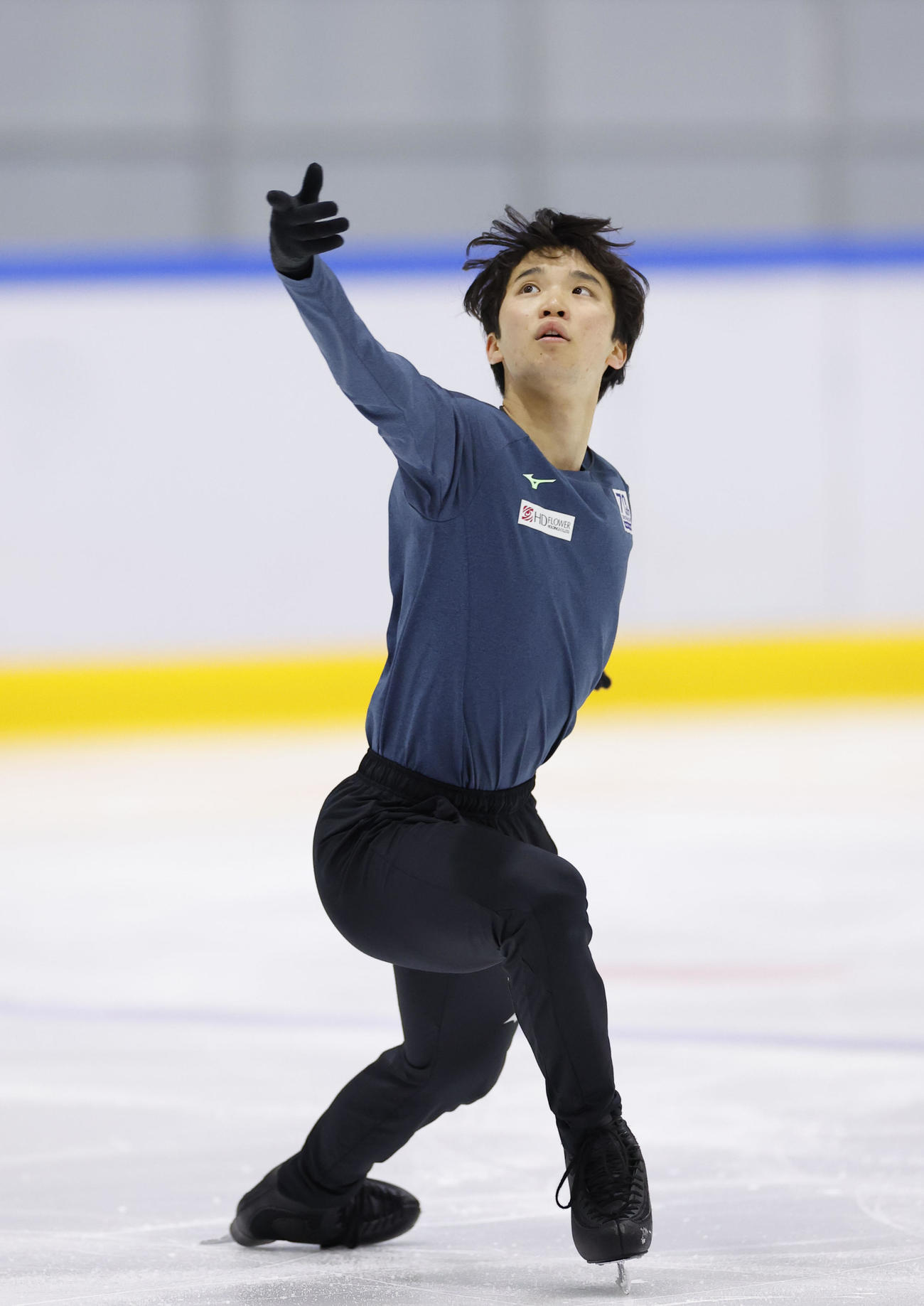 フィギュアスケートの全日本合宿で演技する友野一希（撮影・藤尾明華）