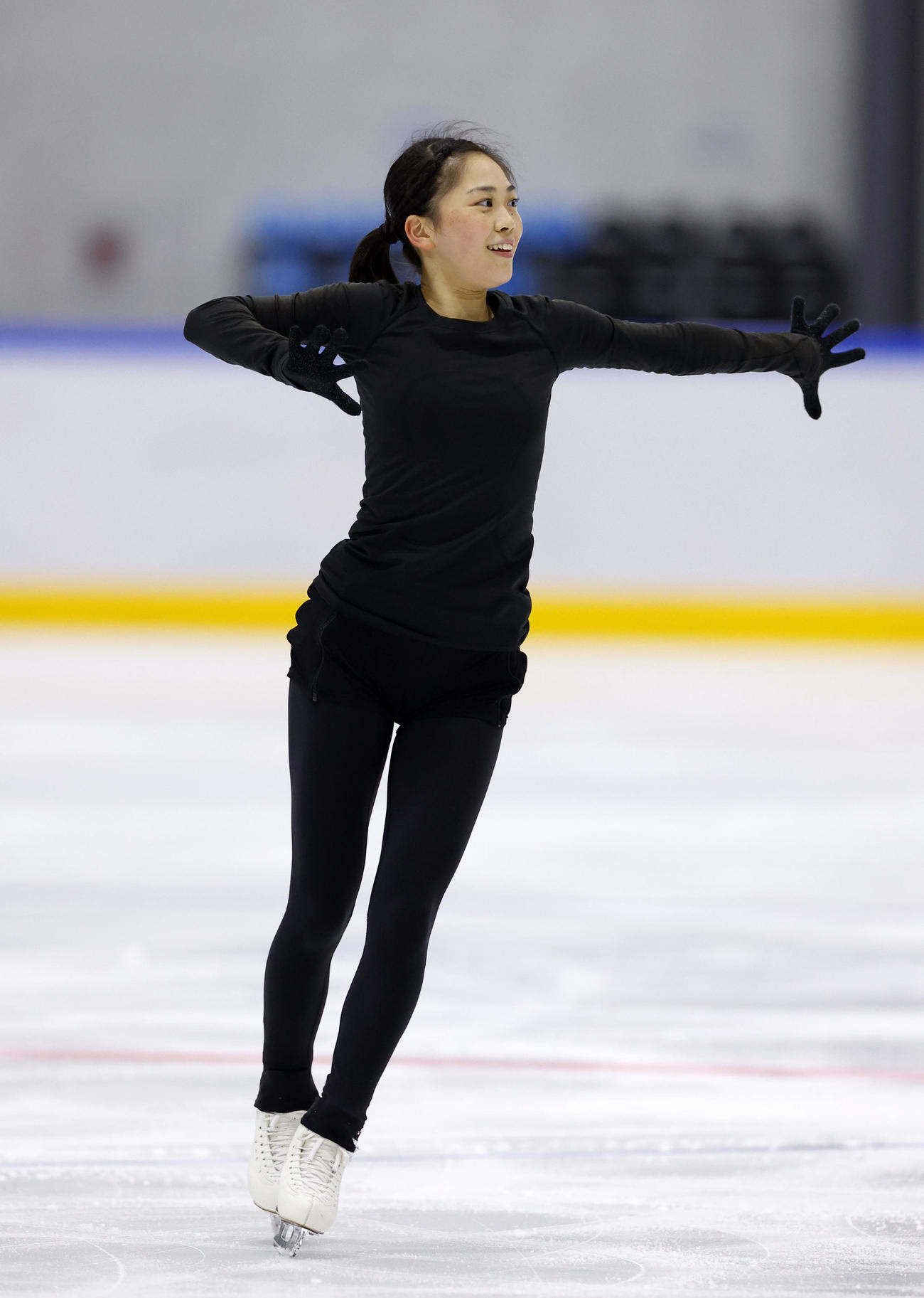全日本フィギュア合宿に参加し、演技する吉田陽菜（撮影・藤尾明華）