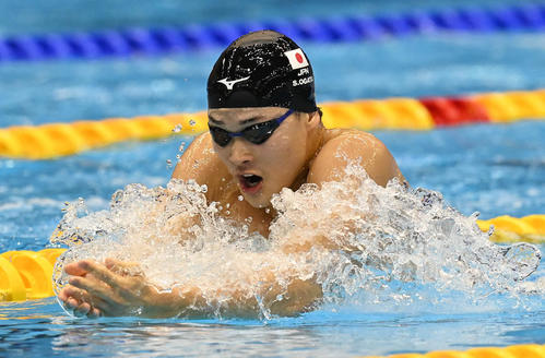 男子200メートル個人メドレー準決勝で力泳する小方颯（撮影・岩下翔太）