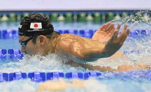 世界水泳2023福岡大会第17日　男子400メートルメドレーリレー予選、第3泳者の水沼尚輝（撮影・岩下翔太）