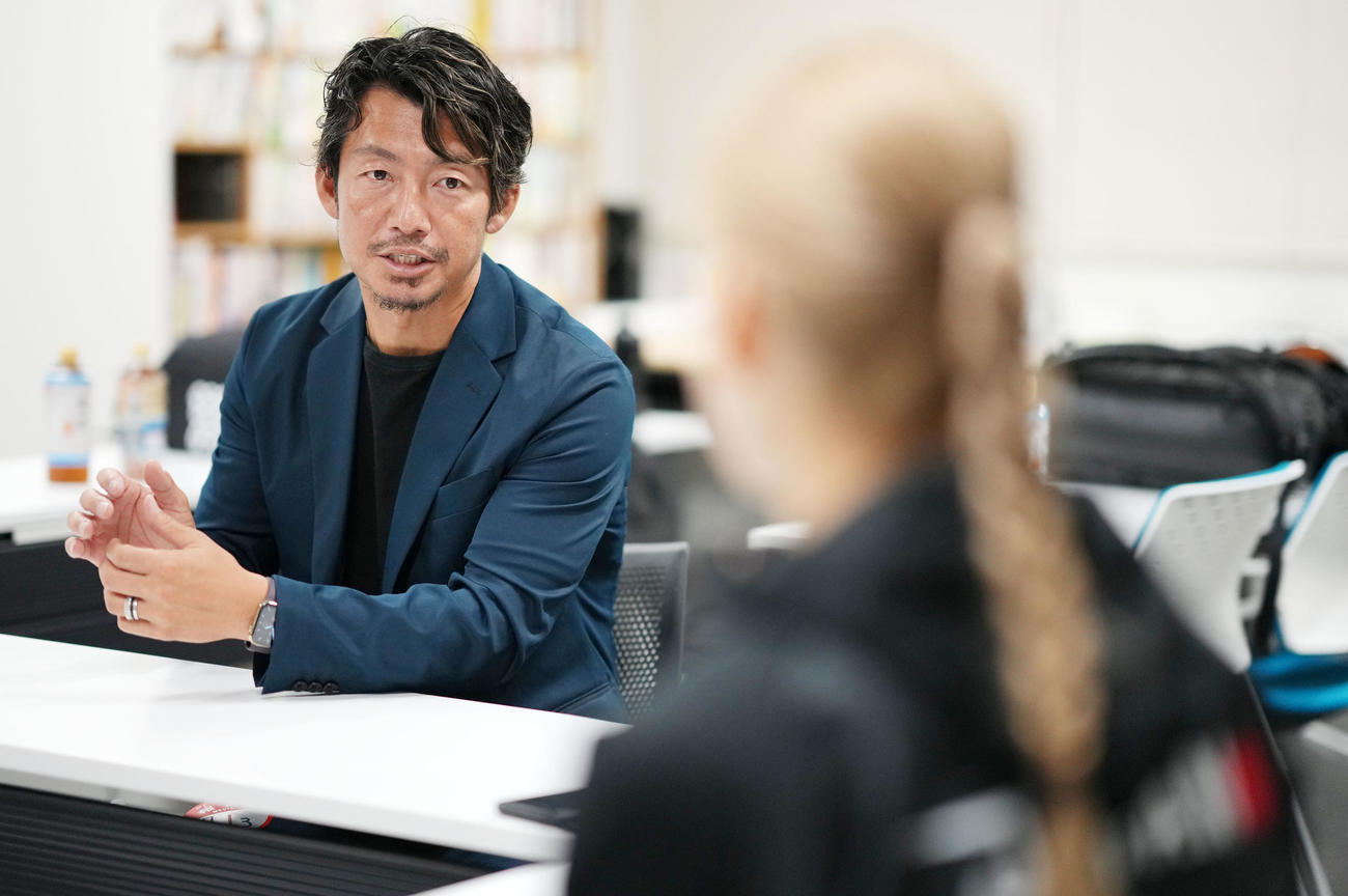対談する鳥谷敬氏（撮影・横山健太）