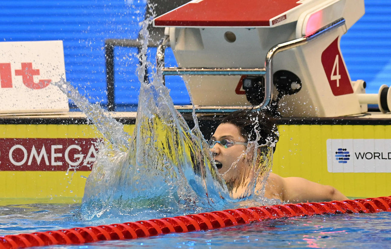 世界水泳2023福岡大会第11日　男子100メートル平泳ぎで優勝した覃海洋（撮影・岩下翔太）