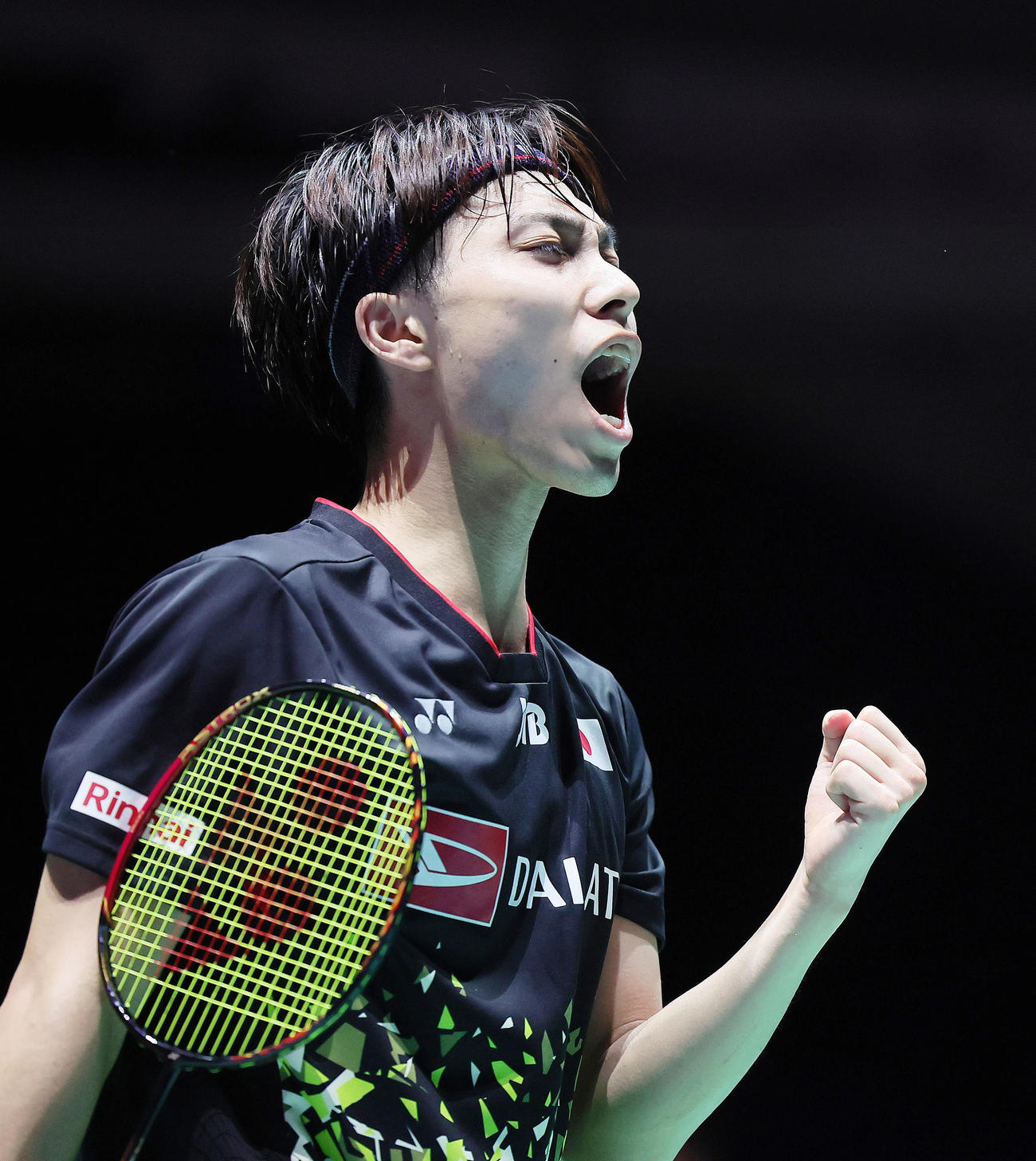 男子シングルス準々決勝　第3G、奈良岡はシー・ユーチーからポイントを奪いガッツポーズする（撮影・足立雅史）