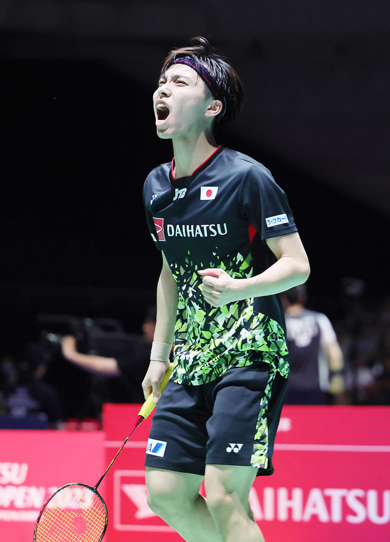 男子シングルス準々決勝　第3G、奈良岡はシー・ユーチーからポイントを奪いガッツポーズする（撮影・足立雅史）