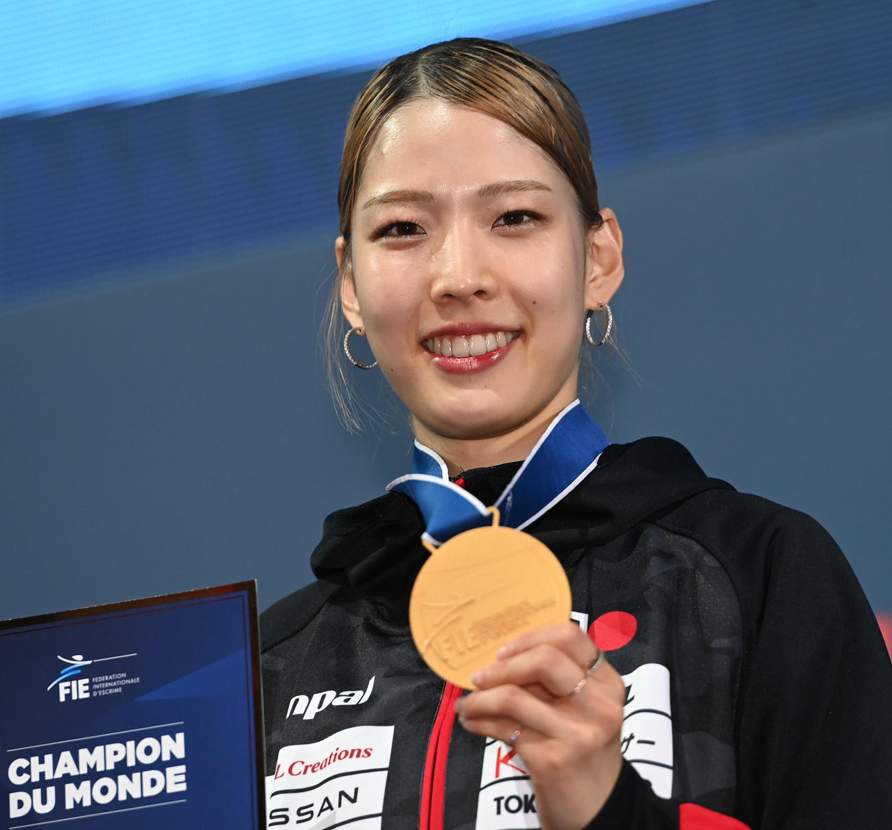 フェンシング世界選手権の女子サーブルで日本勢初の2連覇を遂げた江村美咲(C)日本協会／Augusto Bizzi／FIE